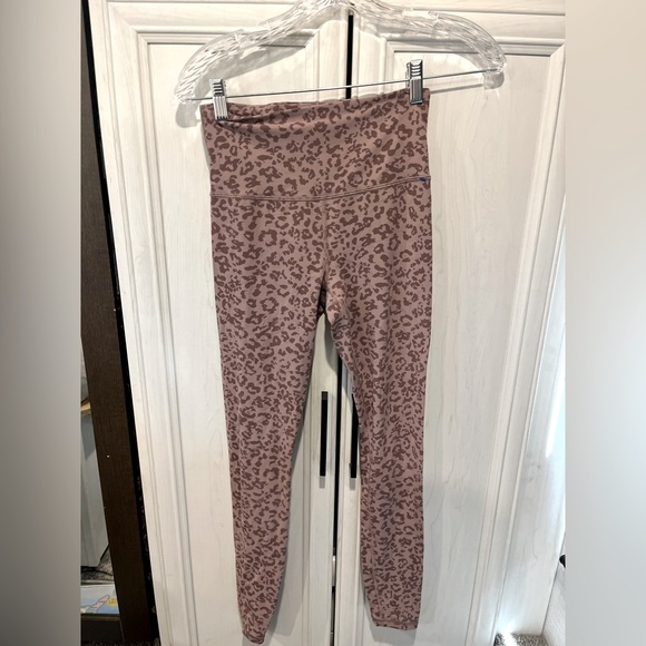 Athleta Pants - Athleta Elation High Rise | pink leopard print | size xs